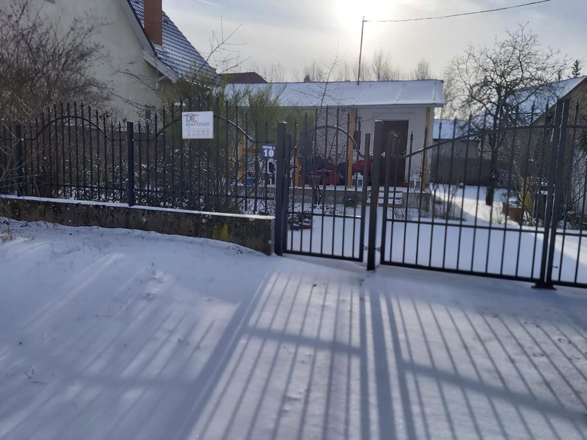 Deel Apartman Nyiregyhaza Exterior photo