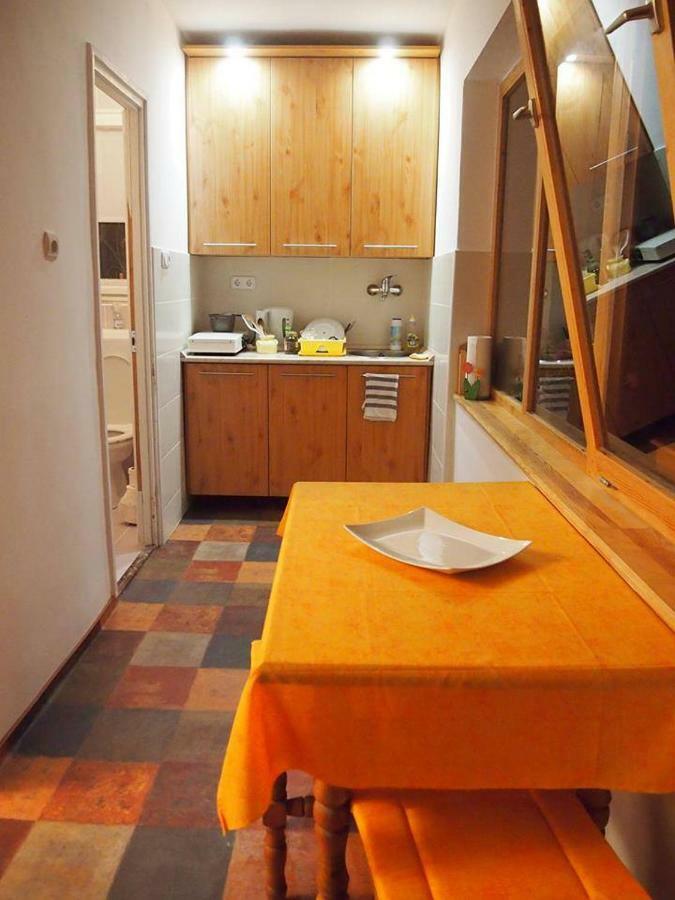 Deel Apartman Nyiregyhaza Exterior photo